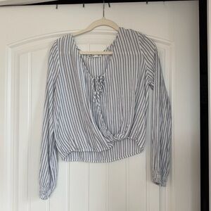 hollister long sleeve striped top